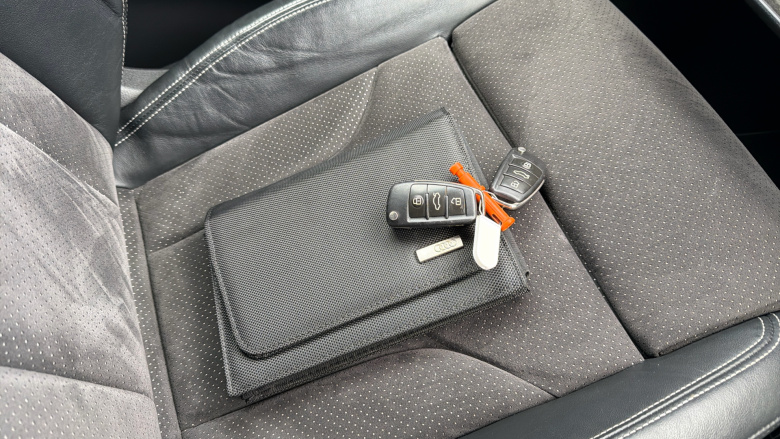 Audi Q3 2.0 TDI Quattro Black Edition 5dr Diesel Estate